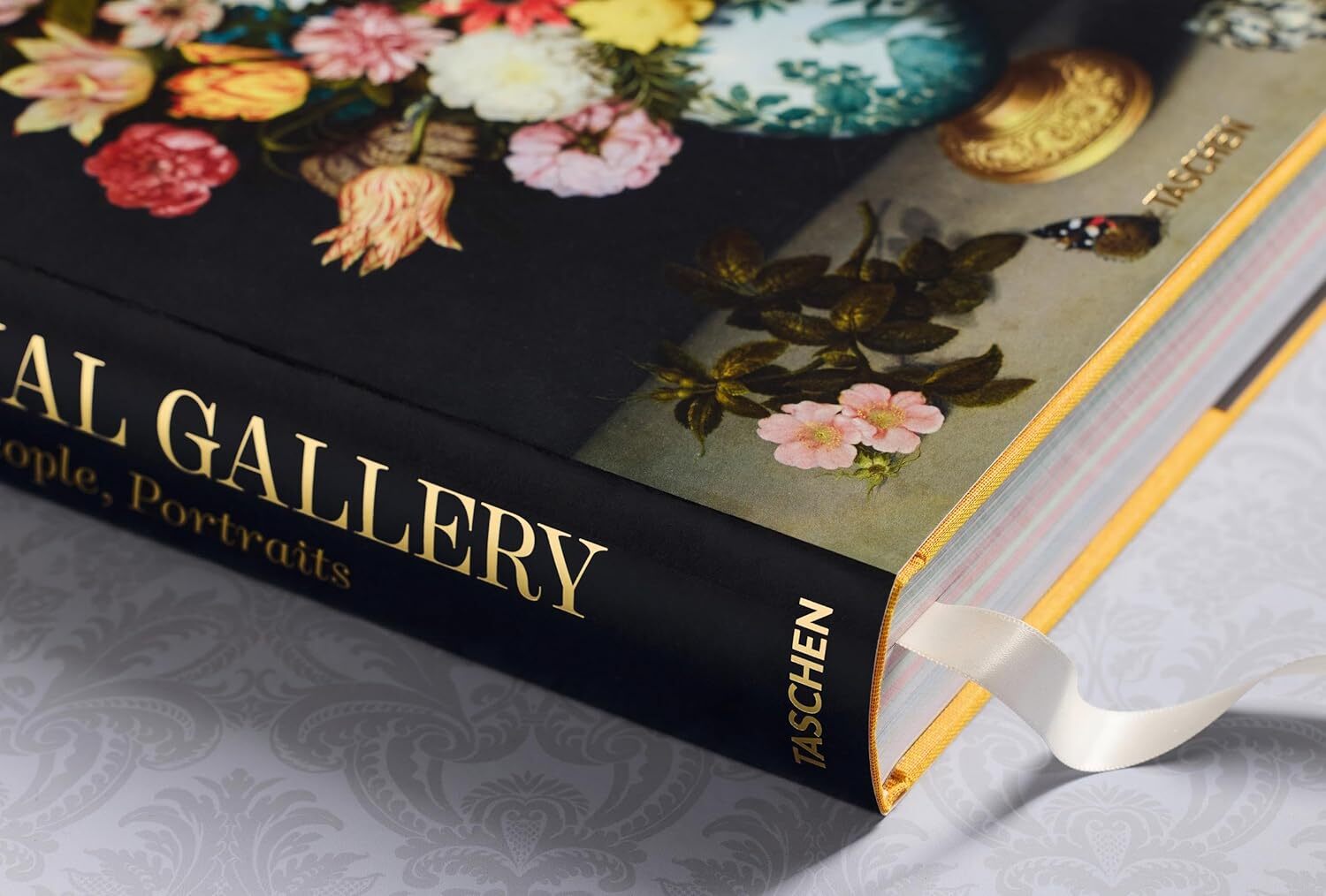 کتاب The National Gallery چمدونی انتشارات تاشن