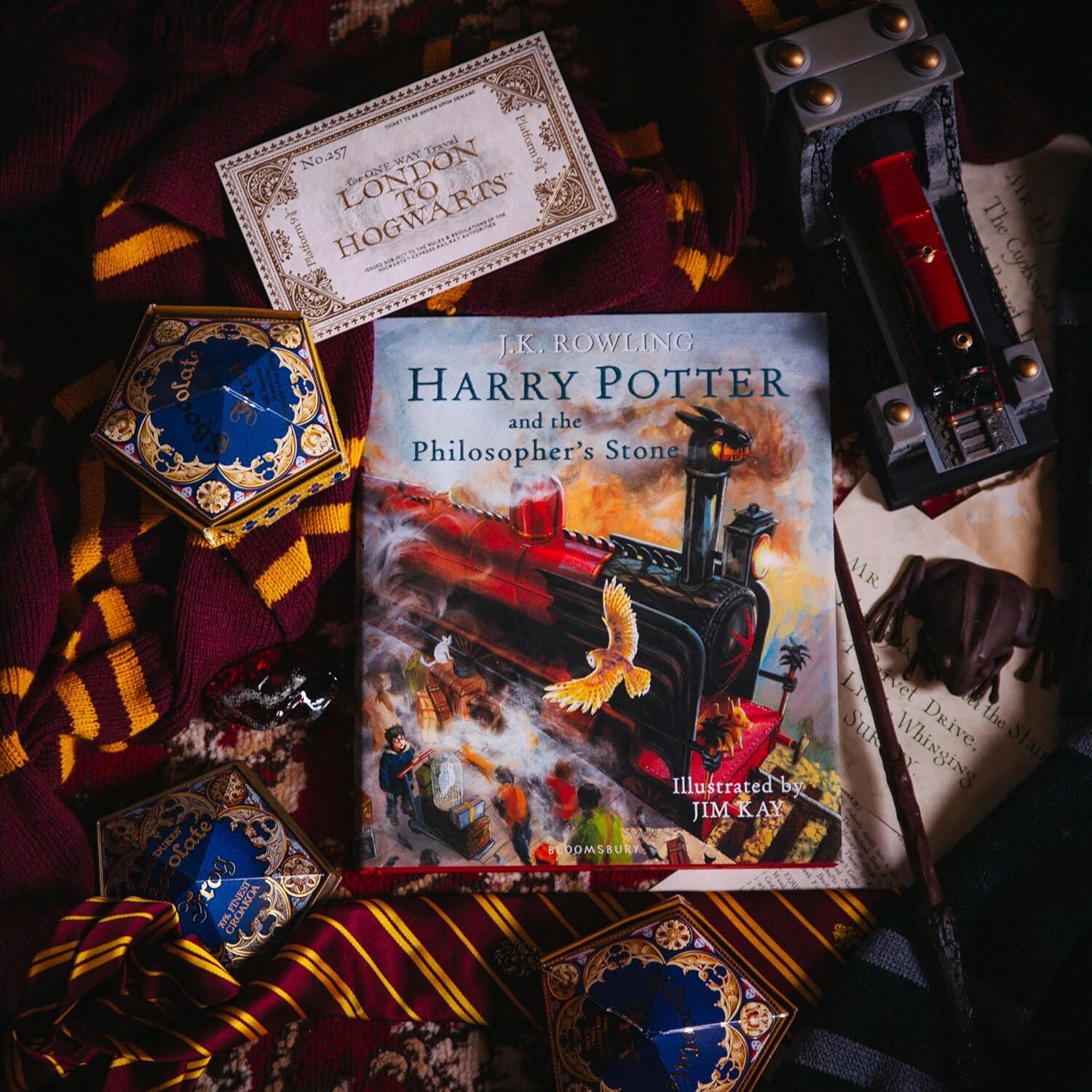 کتاب اورجینال هری پاتر و سنگ جادو تصویرسازی شده