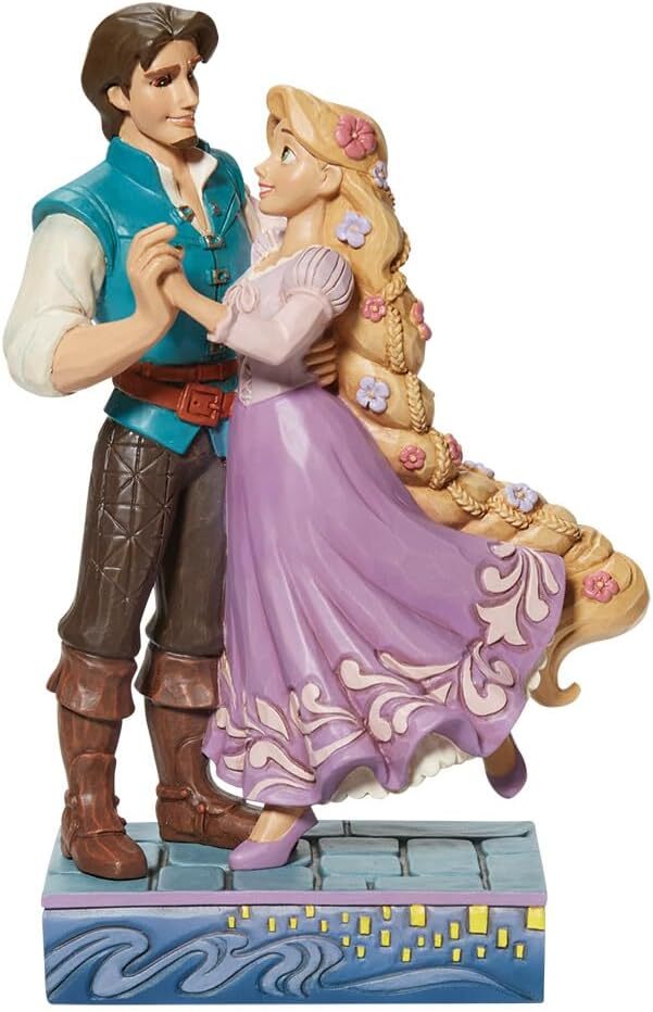  مجسمه دیزنی راپونزل Rapunzel & Flynn Love 