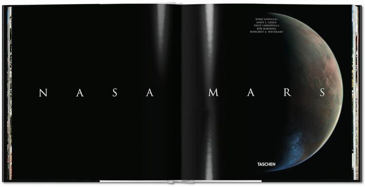 کتاب Mars. Photographs from the NASA Archives انتشارات تاشن 