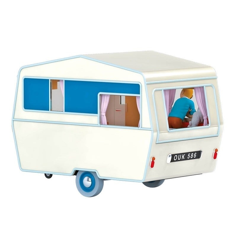  The Caravan of Tourists 