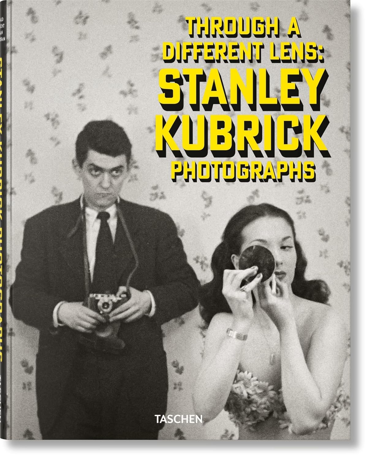  کتاب Stanley Kubrick Photographs انتشارات تاشن 